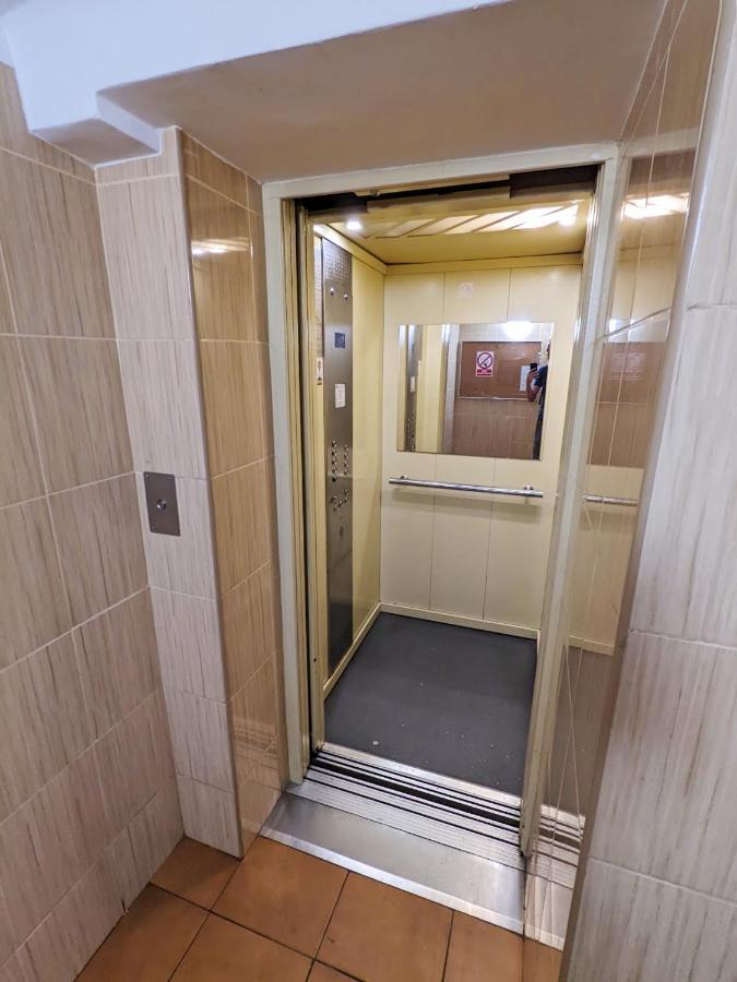 Comfortable And Quiet Flat In Central Warszawa Exteriör bild